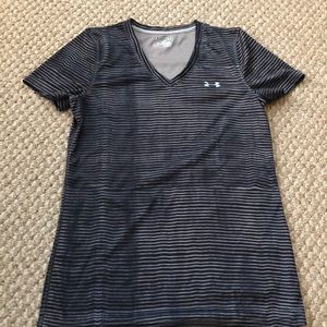 Under Armour v neck